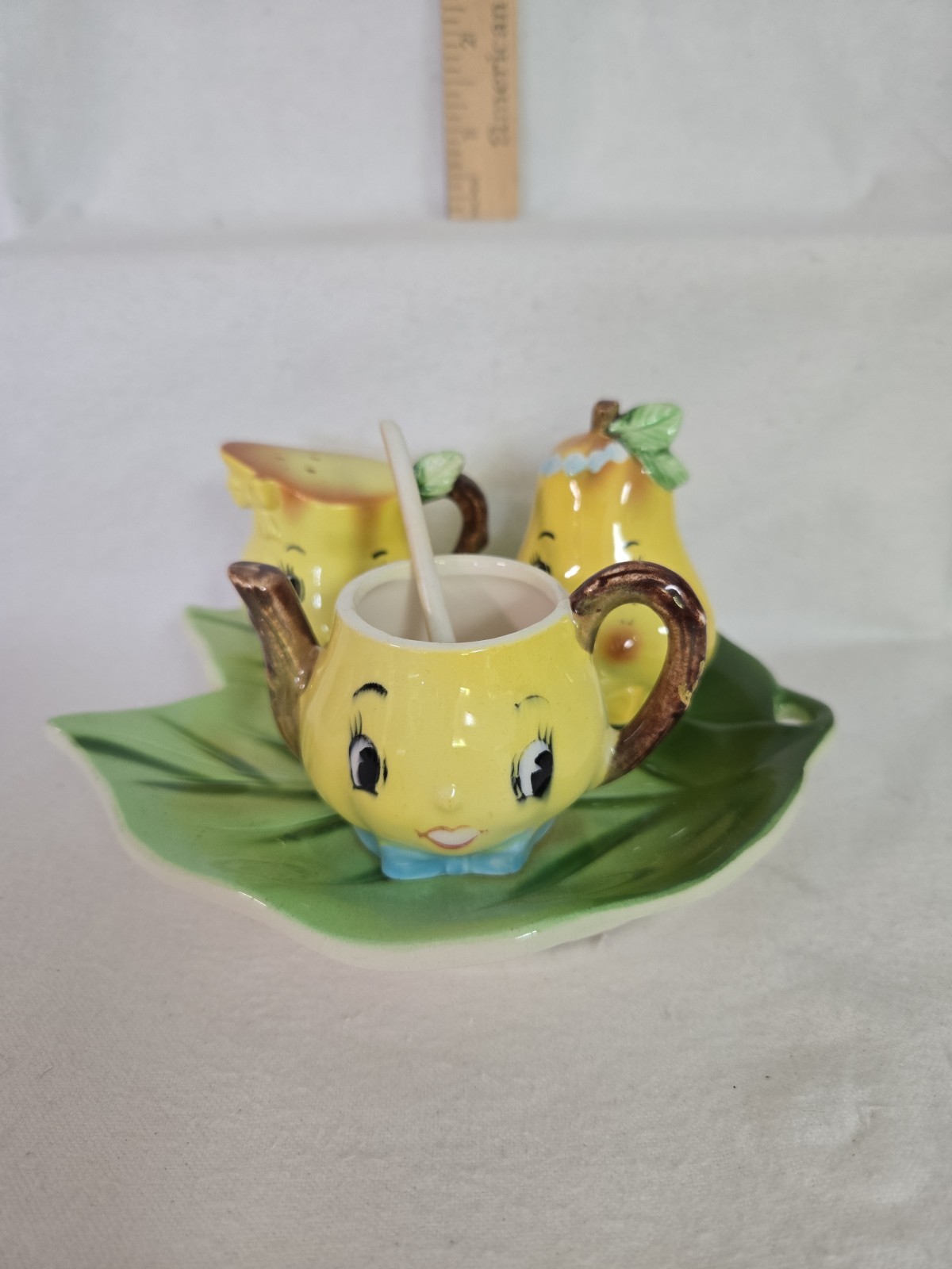 Vtg Anthropomorphic PY/Napco Yellow Salt & Pepper Shaker Mustard Condiment Set