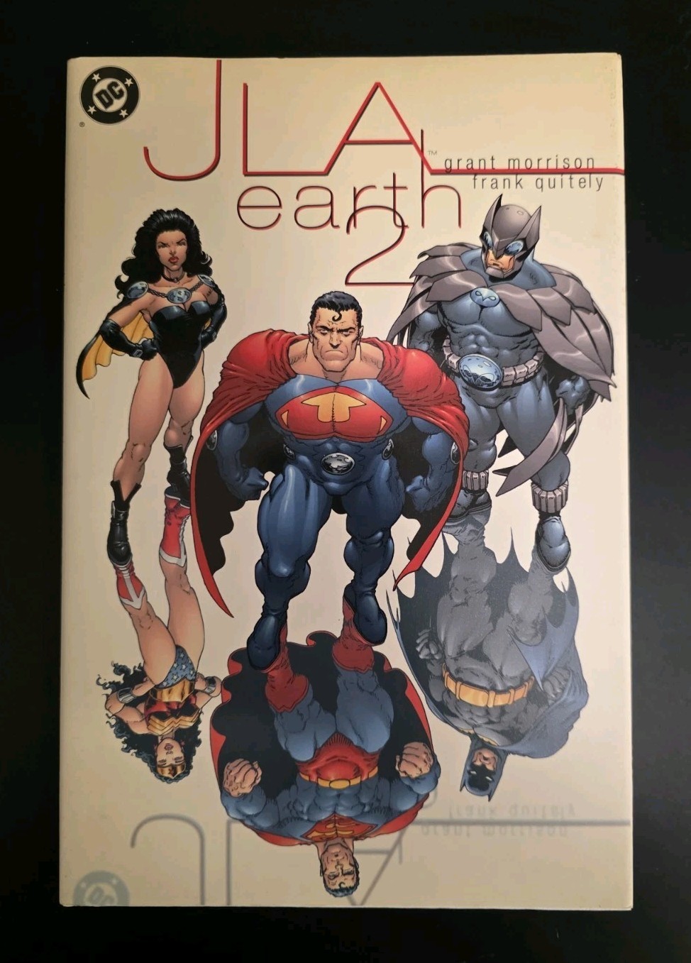 JLA - EARTH 2 - Hardcover - Grant Morrison - DC - Graphic Novel