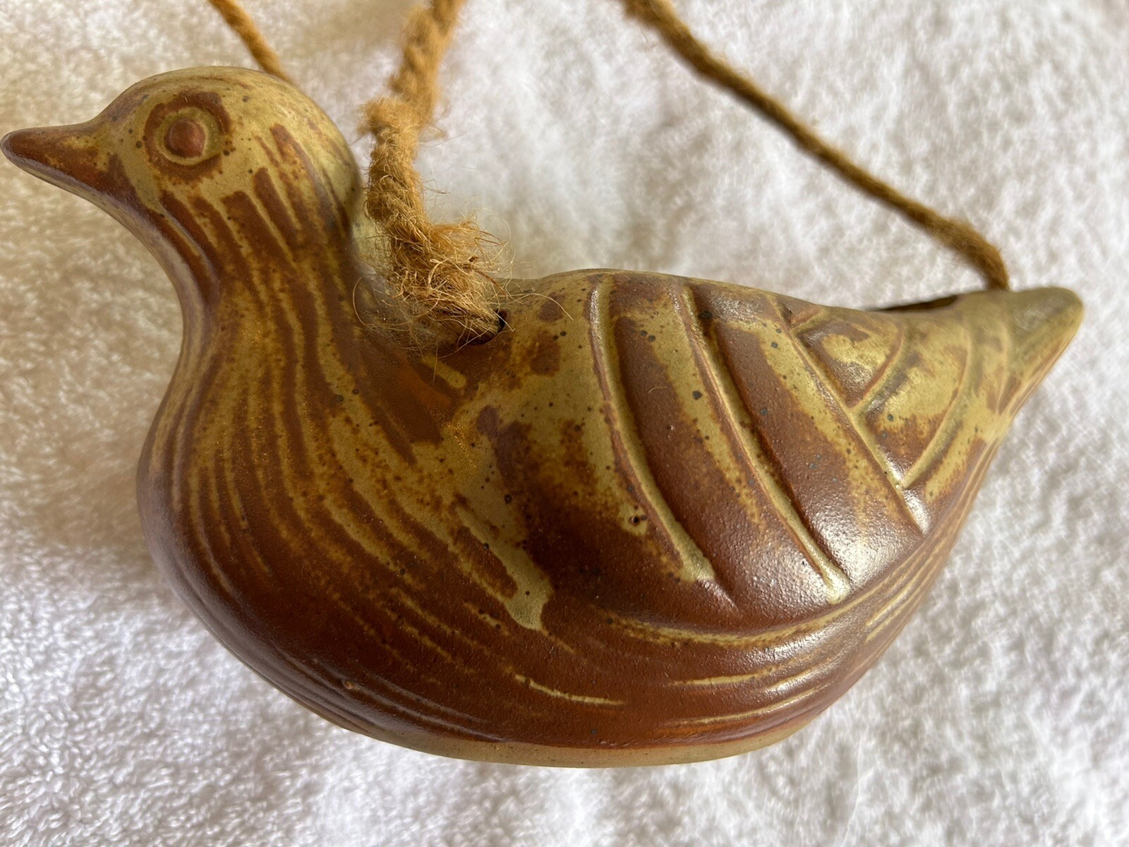 VTG Hanging Bird Planter Pottery 8 Inches Long