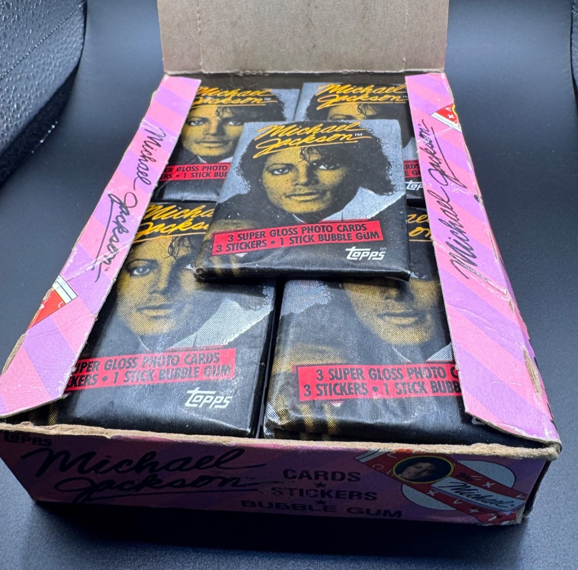1984 Topps MICHAEL JACKSON Series 1 Trading Cards - 1 Vintage Wax Pack 1984 Topps MICHAEL JACKSON Series 1 Trading Cards - 1 Vintage Wax Pack