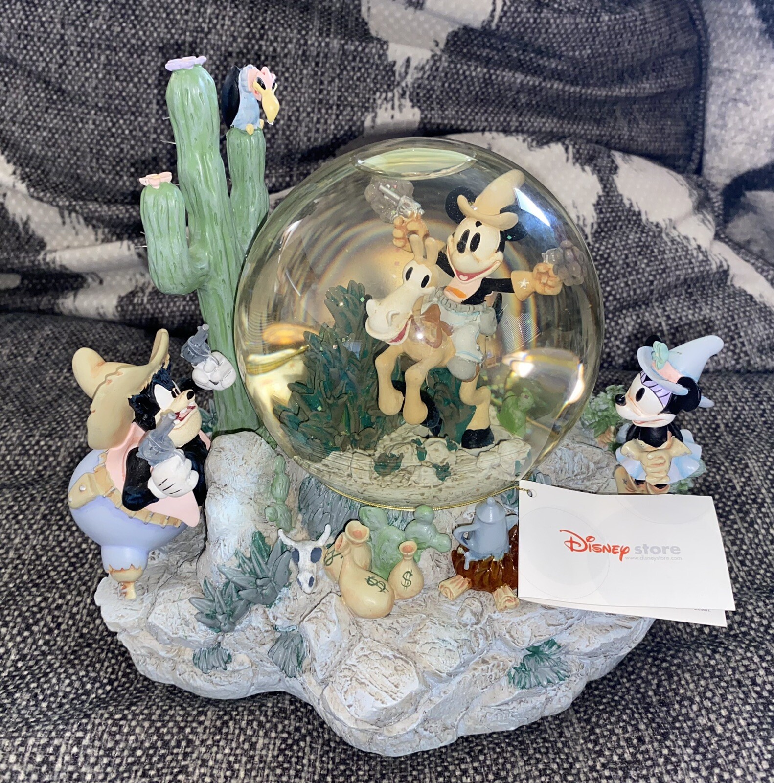 Disney Two Gun MickeyMouse Musical Snow Globe Plays Home on the Range