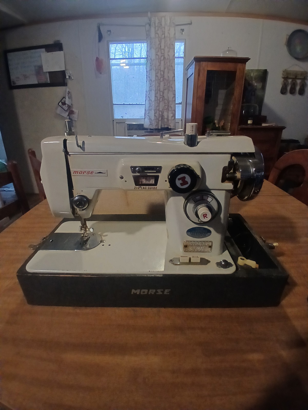 1960\'s Morse Fotomatic Zig Zag Sewing Machine Model 4100 No.64101 Works Read