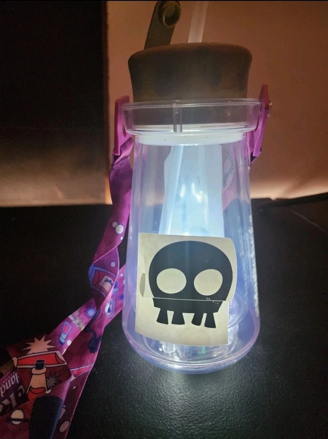 Emperor\'s New Groove Sipper Cup DAMAGED SEE PICS
