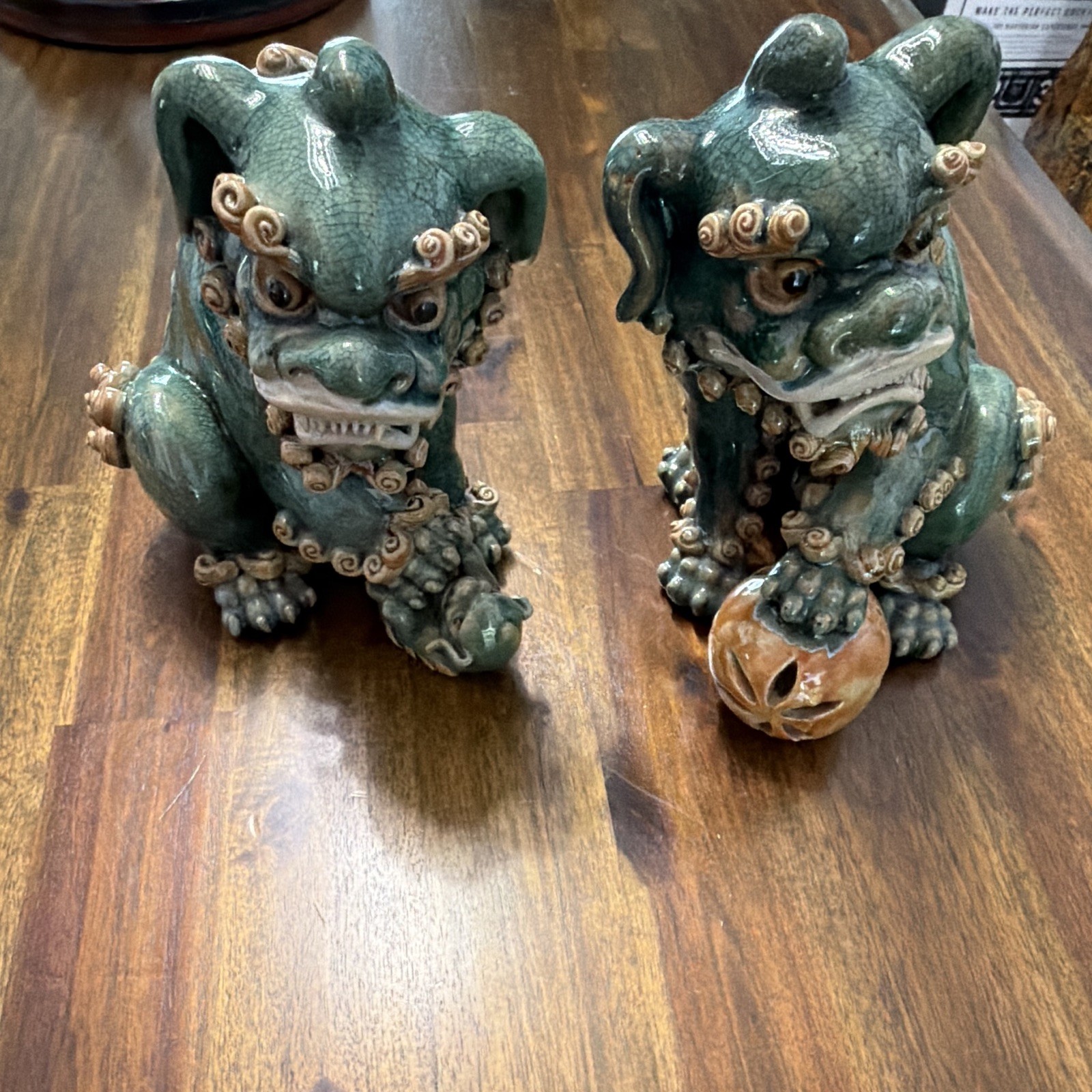 Chinese Foo Dog Guardian Lion Statues Figurines Pair 2-Piece Set