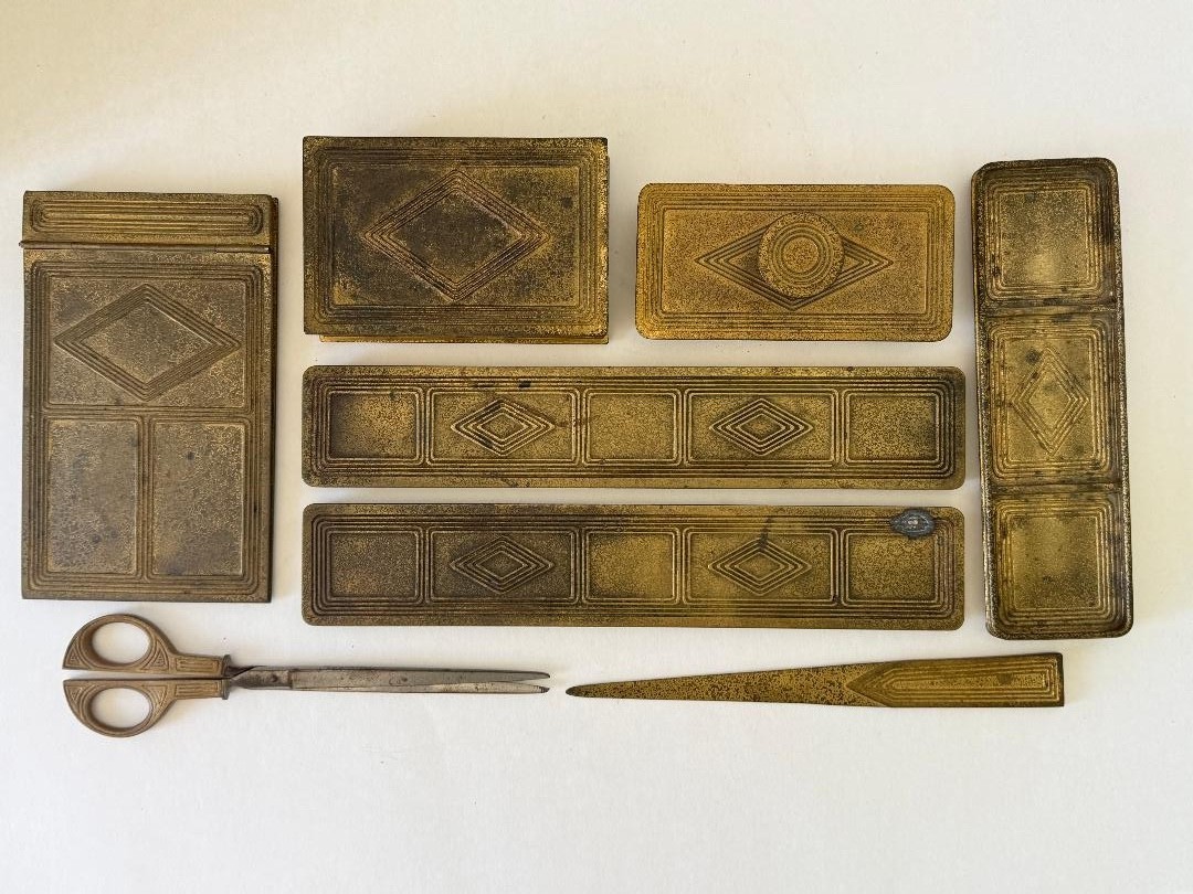 Tiffany Studios antique 7 piece bronze dore GRADUATE pattern desk accessories