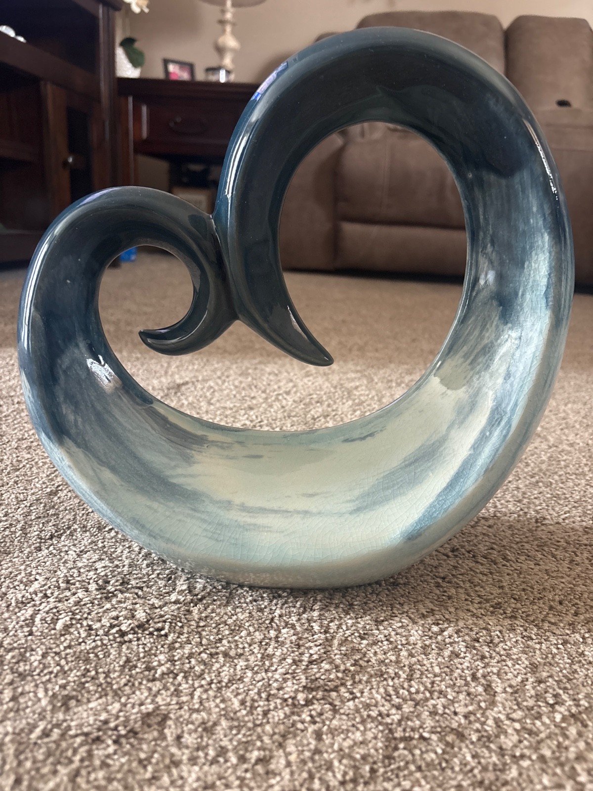 Three Hands 11.25 Inch Ceramic Sculpture (Blue) **MINT****