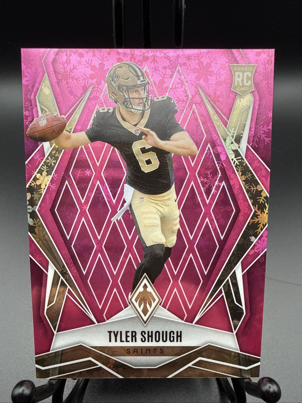 Tyler Shough - Pink Winter #169 2025 Panini Phoenix 168/299