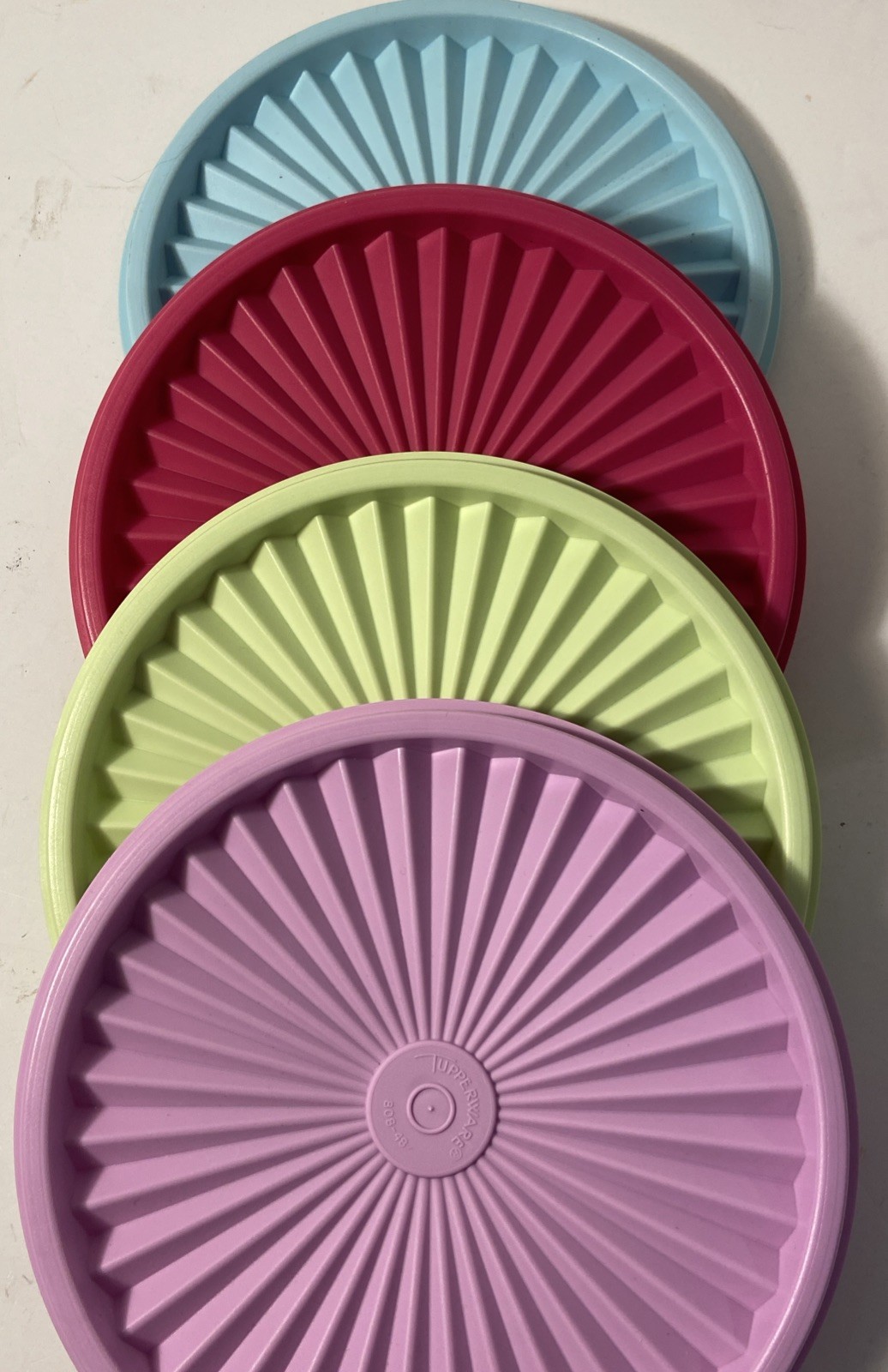 Vtg Tupperware 6.75” set of 4 Bowl Replacement Lids Only 808-47,