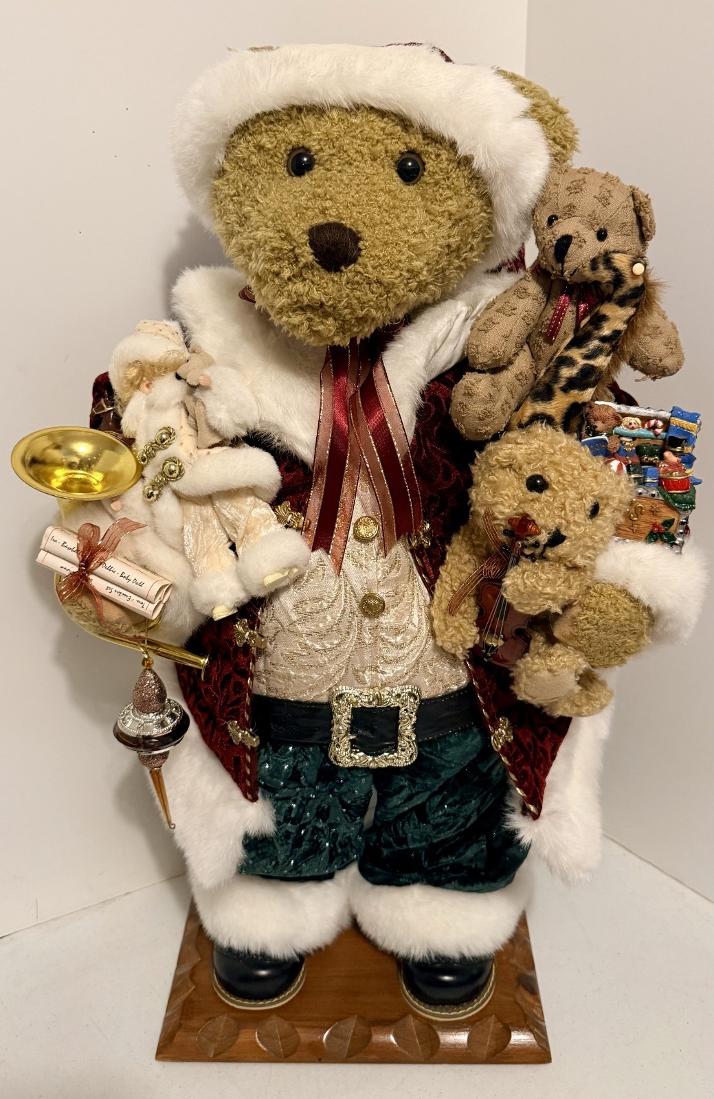 Vintage 2001 Grandeur Noel 29” Holiday Bear Santa SAM-1023C Sam’s Club Box