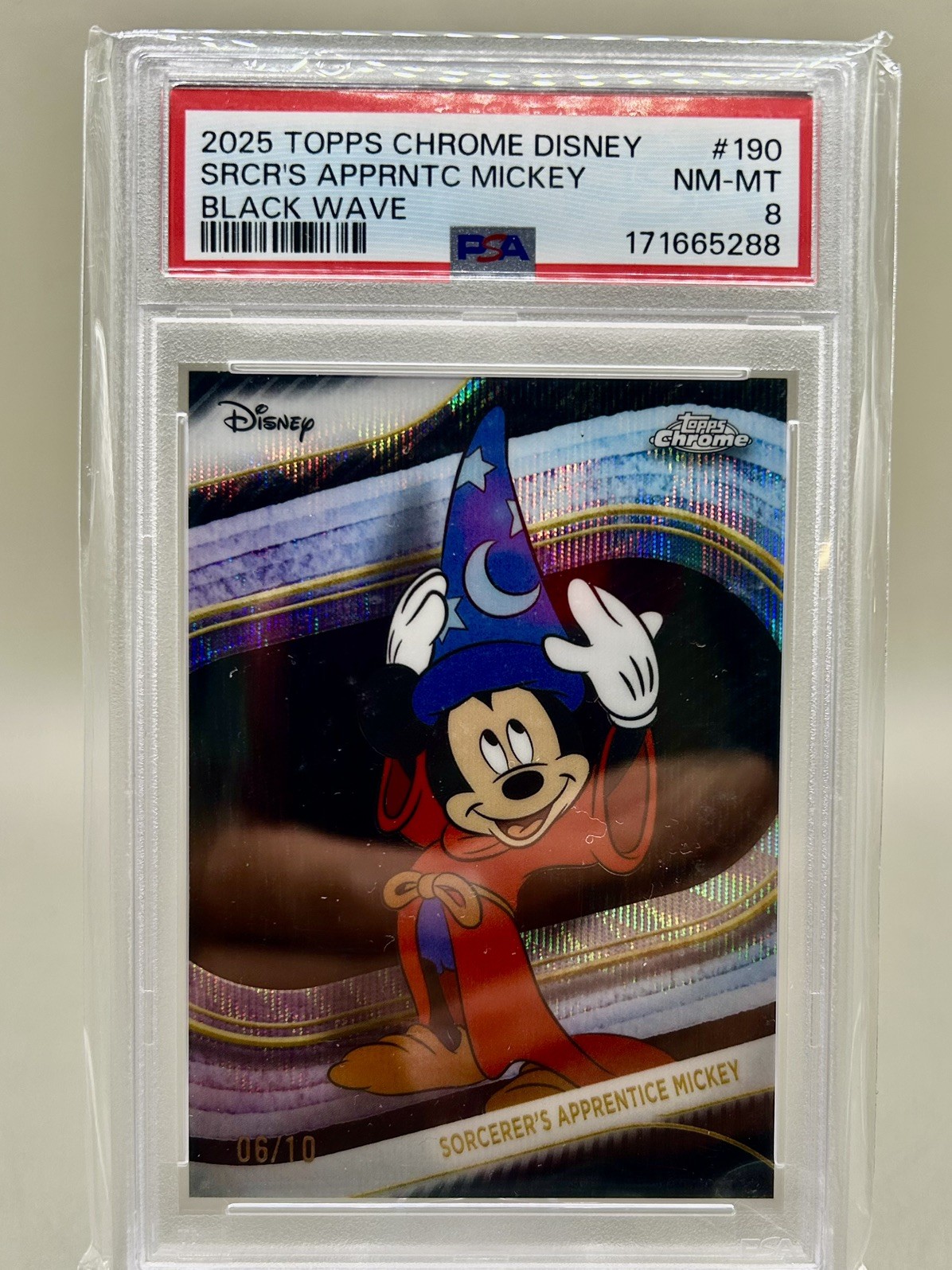 2025 TOPPS CHROME DISNEY BLACK WAVE /10 #190 SORCERER\'S APPRENTICE MICKEY PSA 8 2025 TOPPS CHROME DISNEY BLACK WAVE /10 #190 SORCERER\'S APPRENTICE MICKEY PSA 8