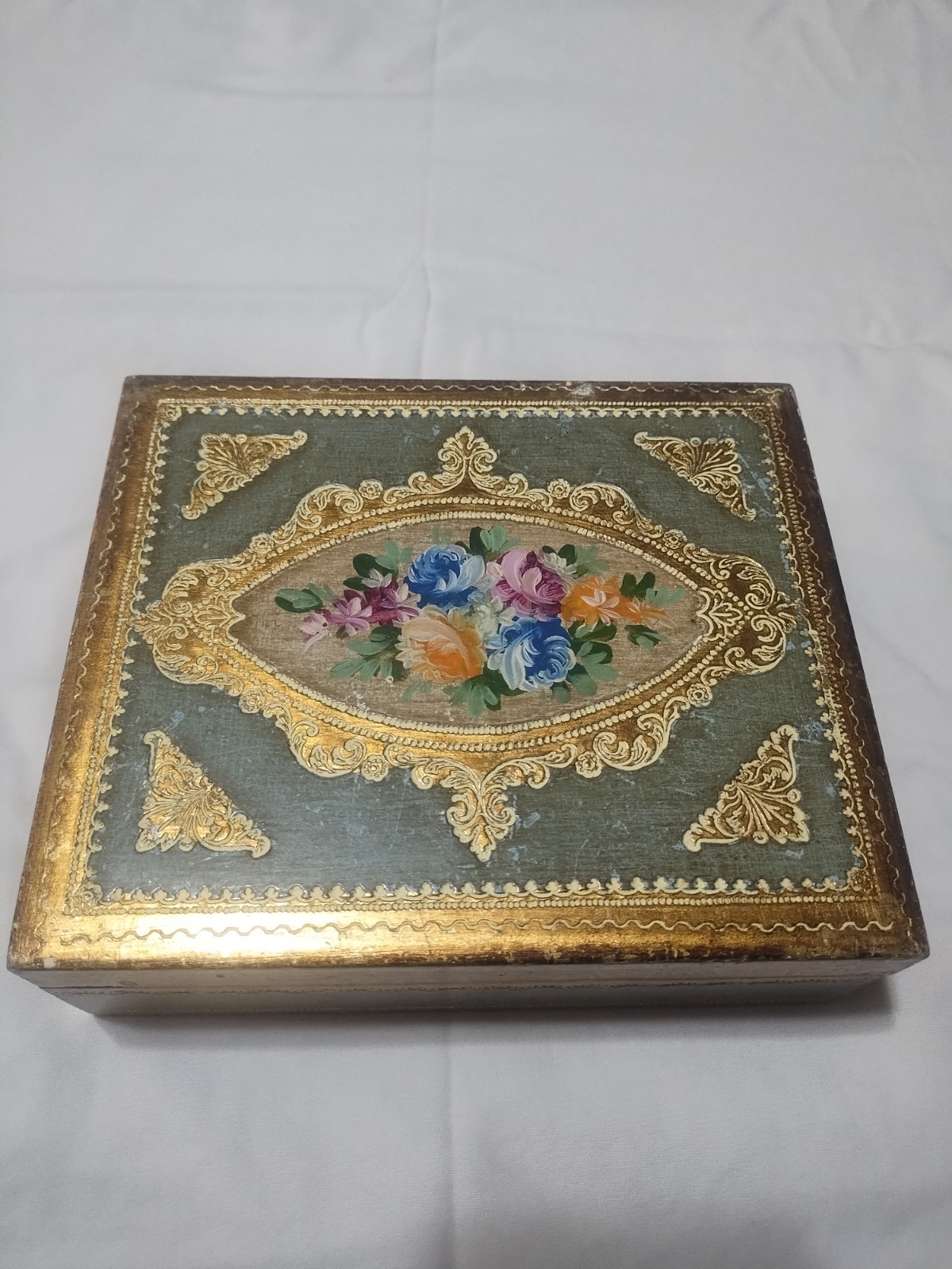 Beautiful Vintage Italian Florentine Handmade Wooden Box Beautiful Vintage Italian Florentine Handmade Wooden Box