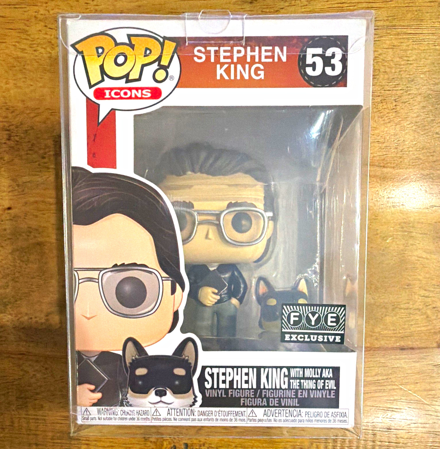 Funko Pop Icons Stephen King with Molly FYE Exclusive Vinyl Figure #53 Funko Pop Icons Stephen King with Molly FYE Exclusive Vinyl Figure #53