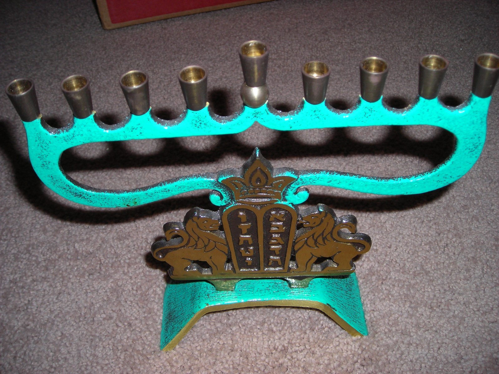 VINTAGE METAL JUDAICA HANUKKAH 2 MENORAH LION MADE ISRAEL 9 BRANCH BRASS CANDLE