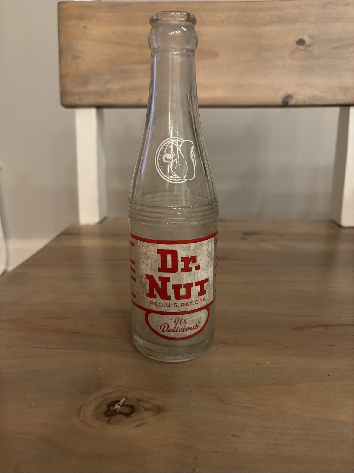 ANTIQUE DR NUT SODA BOTTLE WORLD BOTTLING NEW ORLEANS 7 OZ