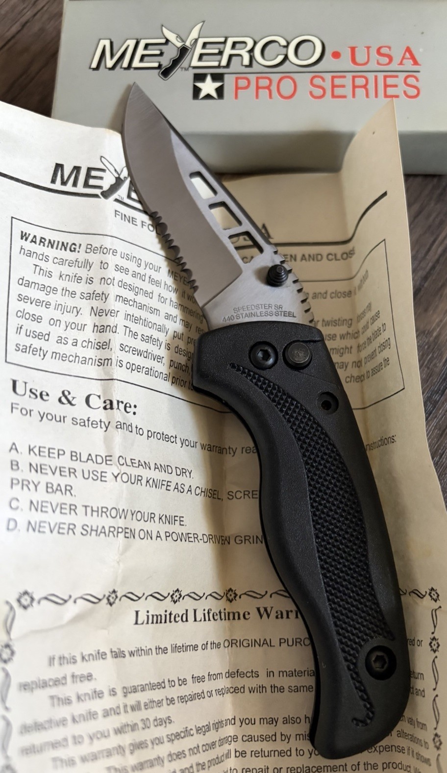 Vintage Meyerco Speedster MCSPEEDBKS 440 Stainless Serrated Folding Knife NOS