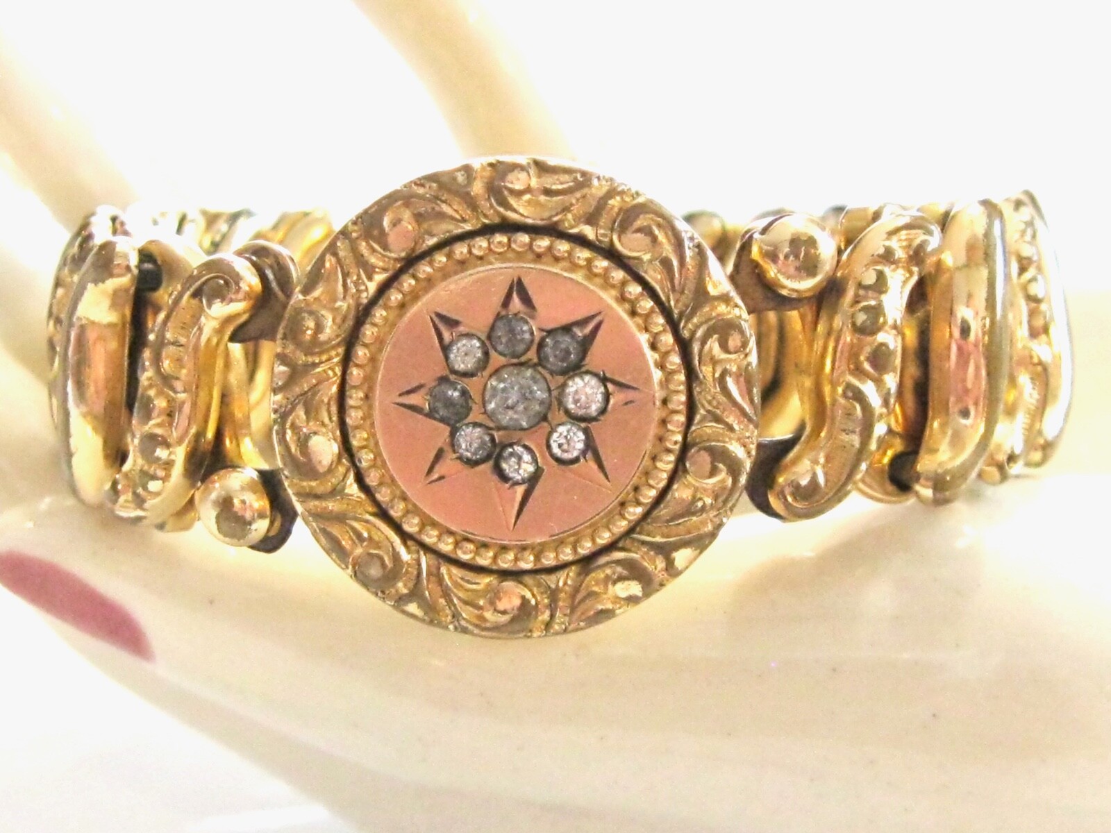 VINTAGE 1940\'S WWII ERA SWEETHEART EXPANSION STRETCH BRACELET w RHINESTONES ACME