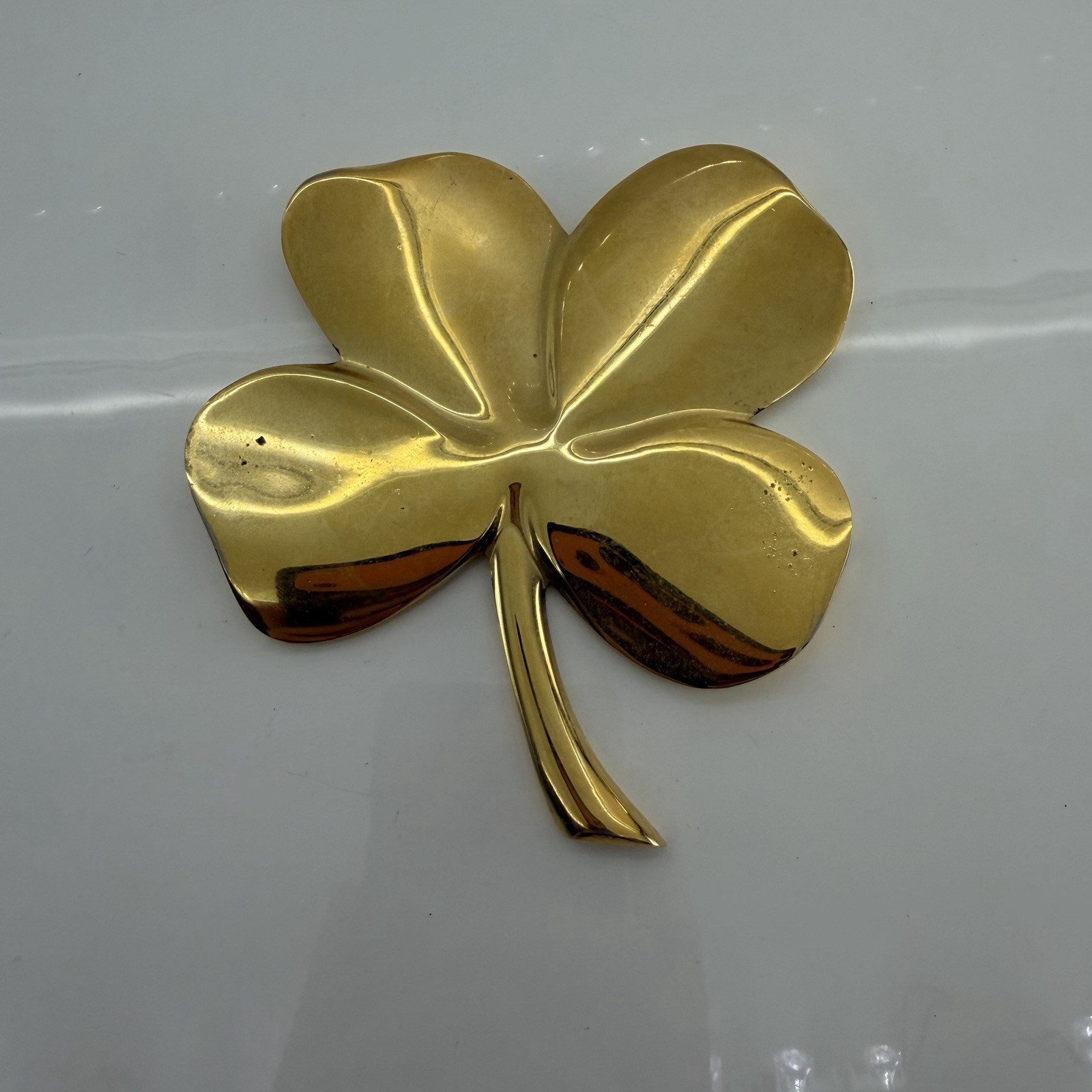 Vintage GERITY 24K Gold Plated Four Leaf Clover Shamrock Paperweight  1984