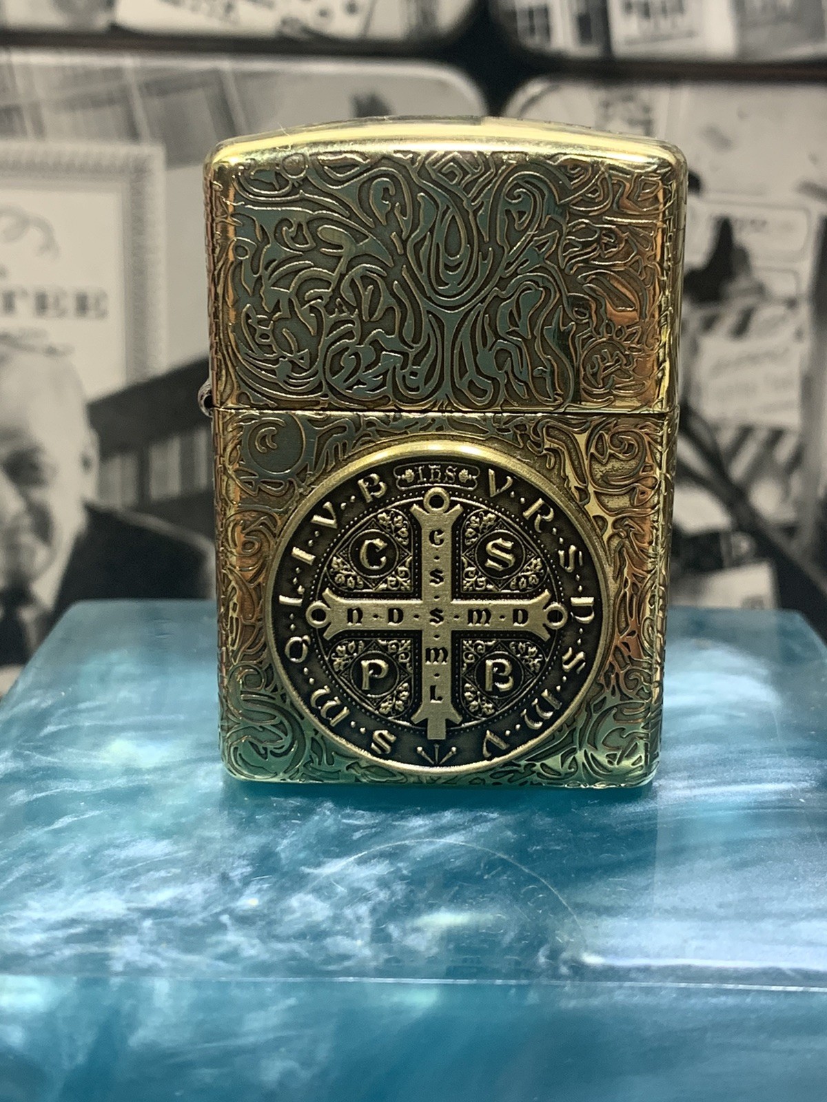 Zippo Brass Armor 5 Side Zippo Lighter  NEW Velvet box