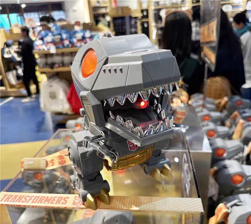 Authentic Universal Studiosersal Studios Grimlock Popcorn Bucket Eyes Light