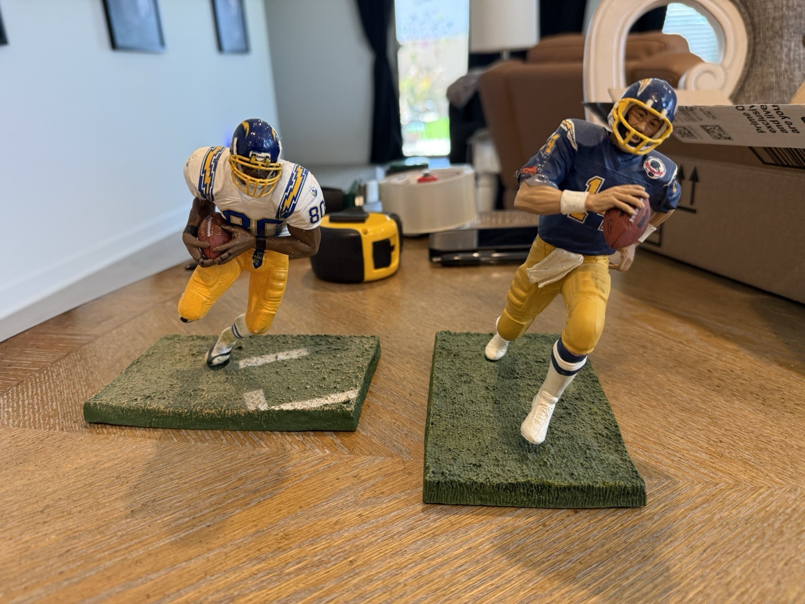 McFarlane Custom chargers Dan Fouts Kellen Winslow Figures