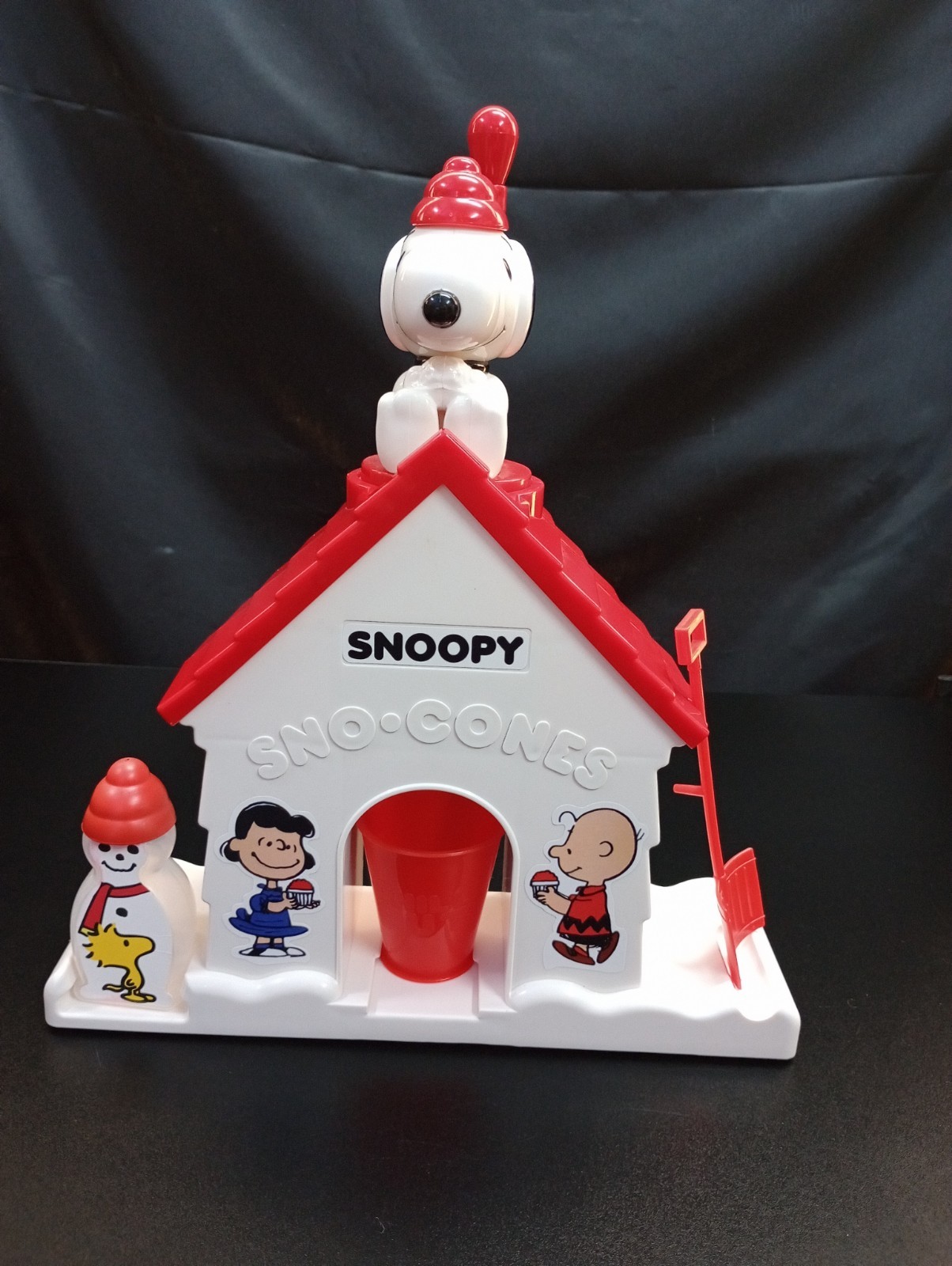 Snoopy Sno-Cone Machine Snow Cone Maker