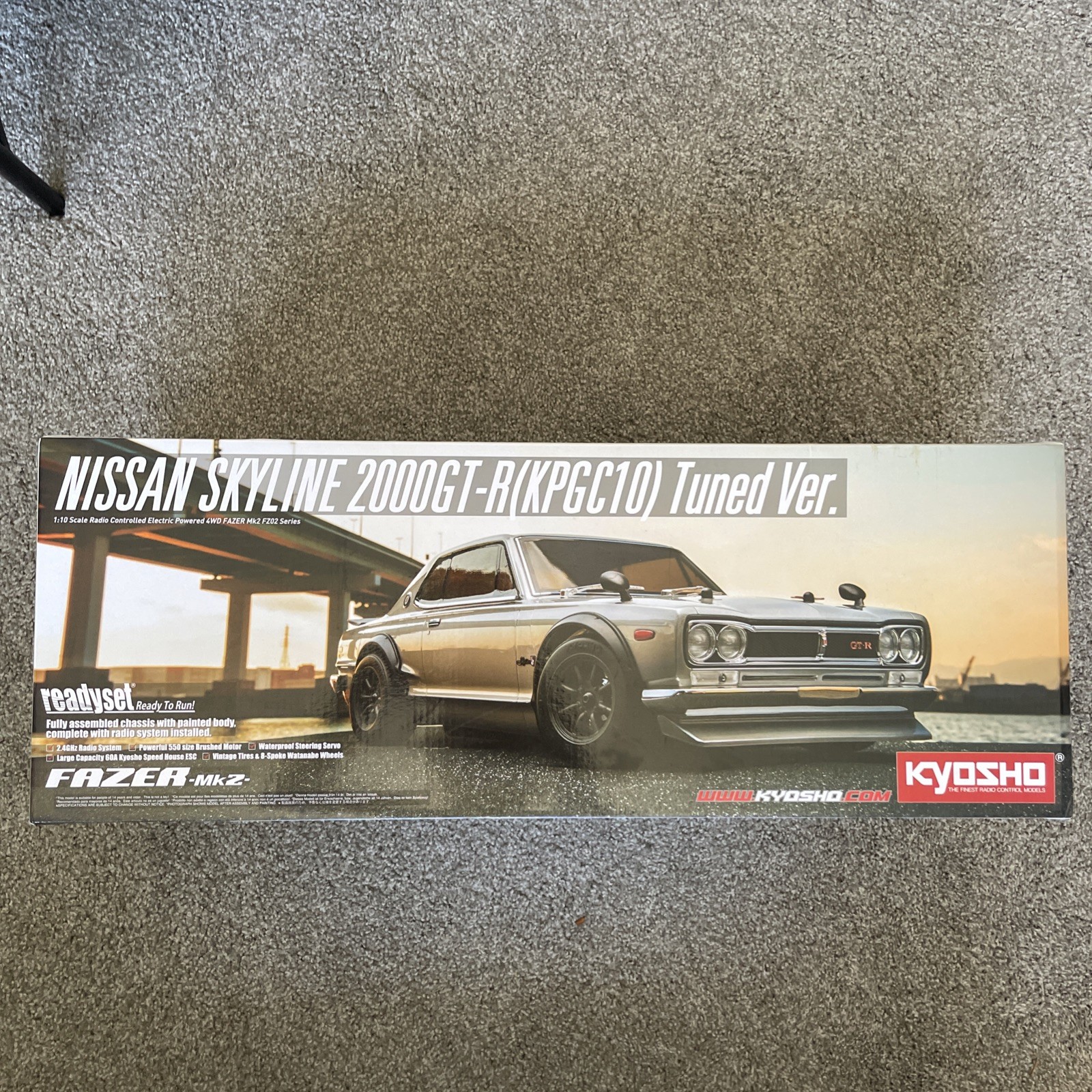 Kyosho Hakosuka RC Car Nissan Skyline 2000GT-R KPGC10