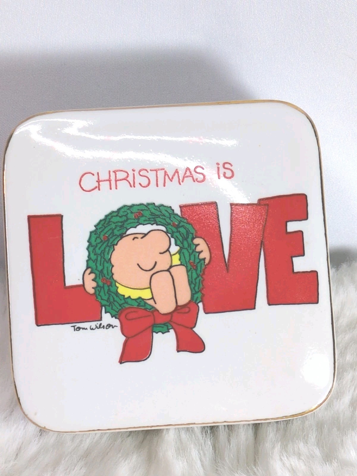 Vintage Ziggy By Tom Wilson Ceramic Christmas Box “ Christmas Is Love” 3.25\ Vintage Ziggy By Tom Wilson Ceramic Christmas Box “ Christmas Is Love” 3.25\