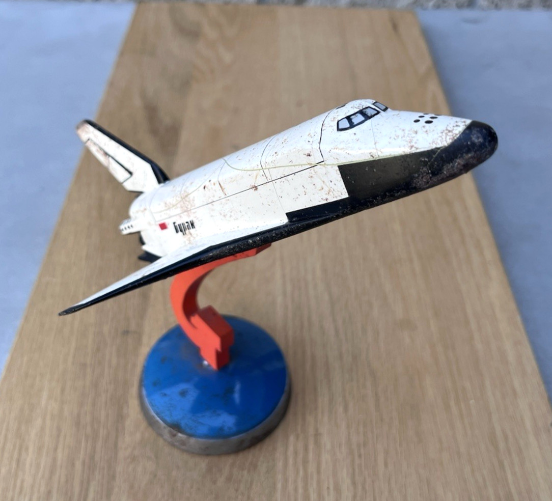 Vintage Soviet Union Buran Spaceshuttle Spacecraft Model Russia Spaceplane CCCP Vintage Soviet Union Buran Spaceshuttle Spacecraft Model Russia Spaceplane CCCP