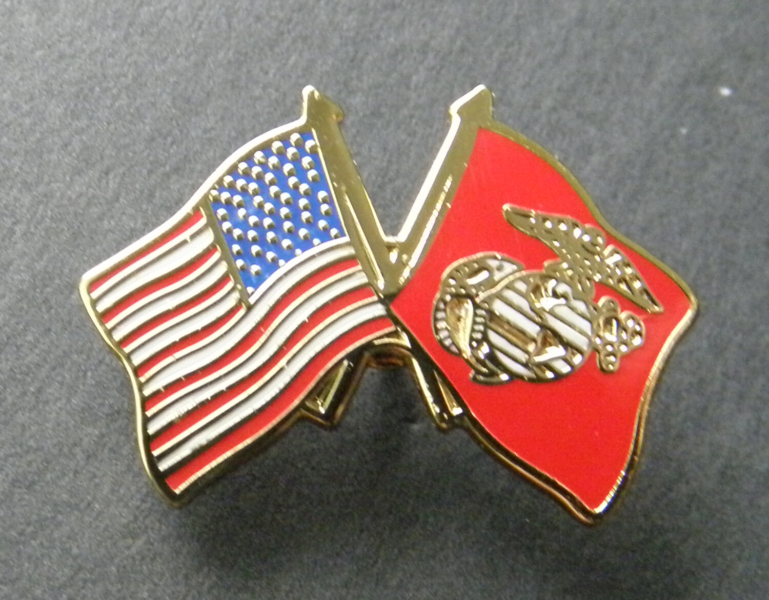 US MARINE CORPS MARINES USA COMBO FLAG LAPEL PIN BADGE 3/4 INCH USMC
