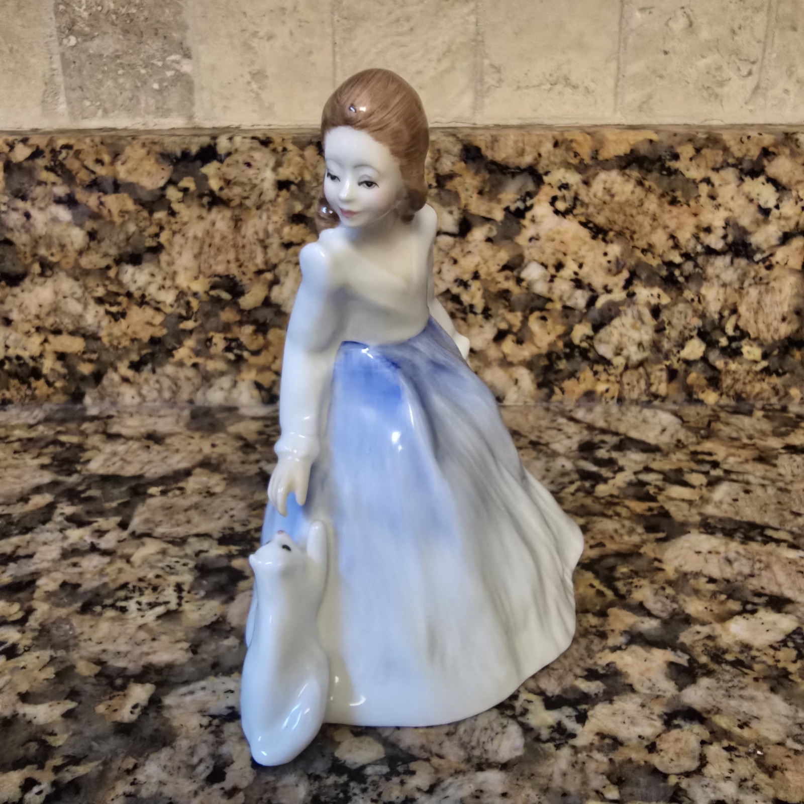 Royal Doulton HN3058 Andrea Figurine w/ Cat 1984 Adrian Hughes Bone China