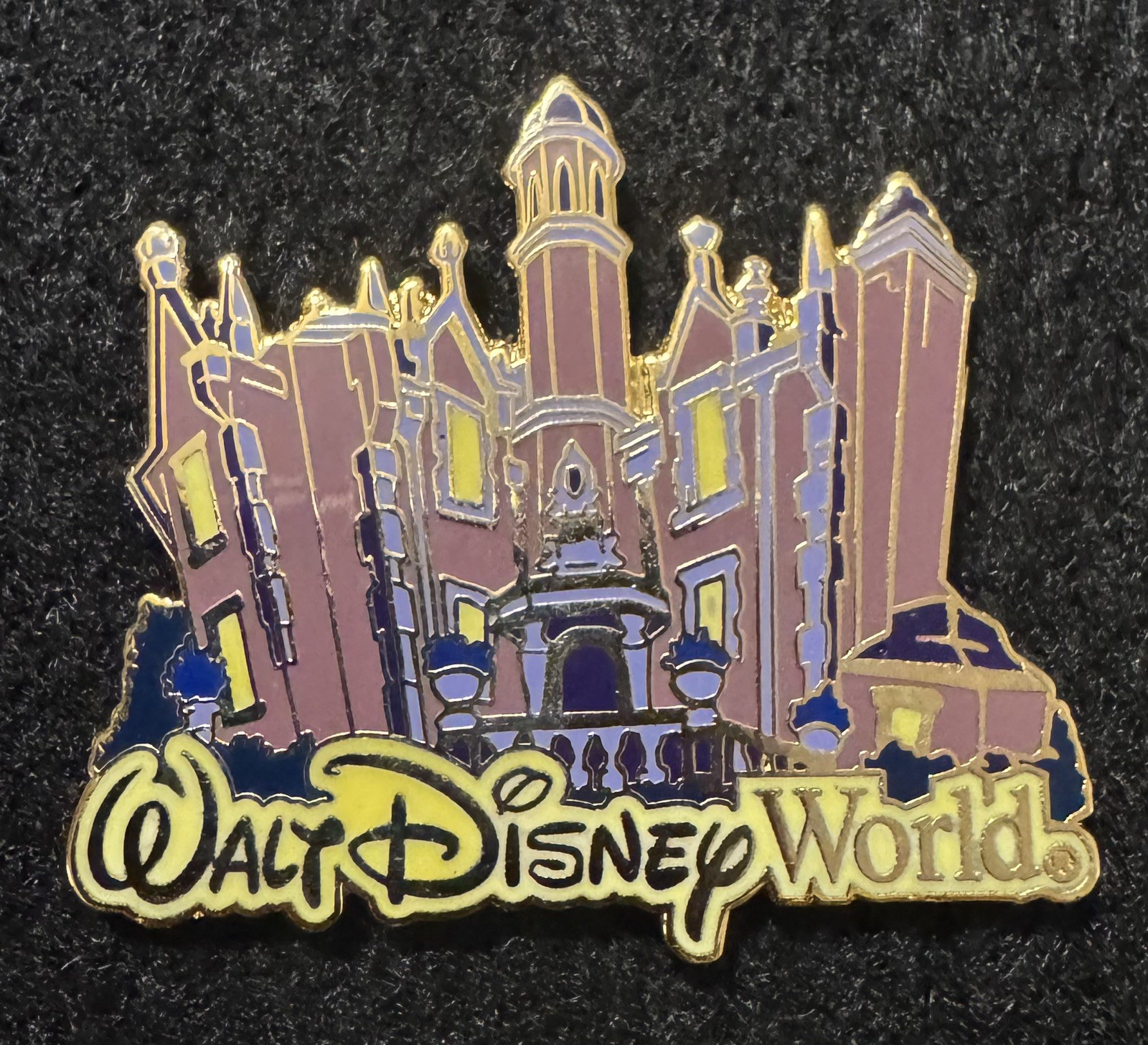 Disney Auctions 2004 Haunted Mansion Walt Disney World Pin LE 1000 Rare Disney Auctions 2004 Haunted Mansion Walt Disney World Pin LE 1000 Rare