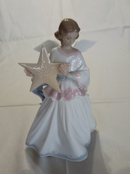 Vintage Lladro Christmas Angel with Star