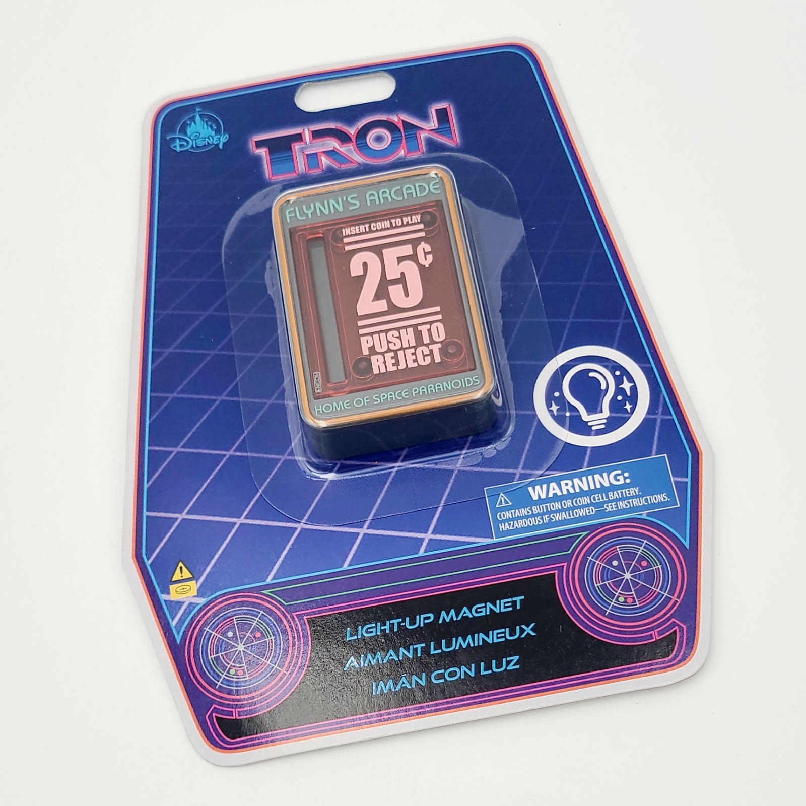 NEW Disney Parks TRON FLYNN\'S ARCADE Game Insert Coin LIGHT-UP Magnet Lightcycle