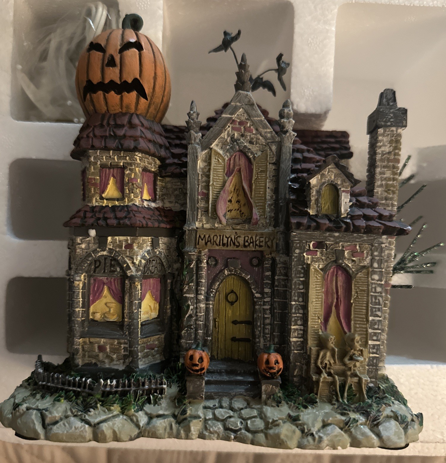 The Munsters Hawthorne Village Marilyn's Bakery 