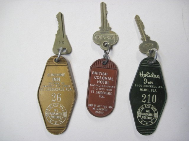 Vintage Hotel Motel Room Keys & Fobs Miami & Ft Lauderdale Florida 3 key lot