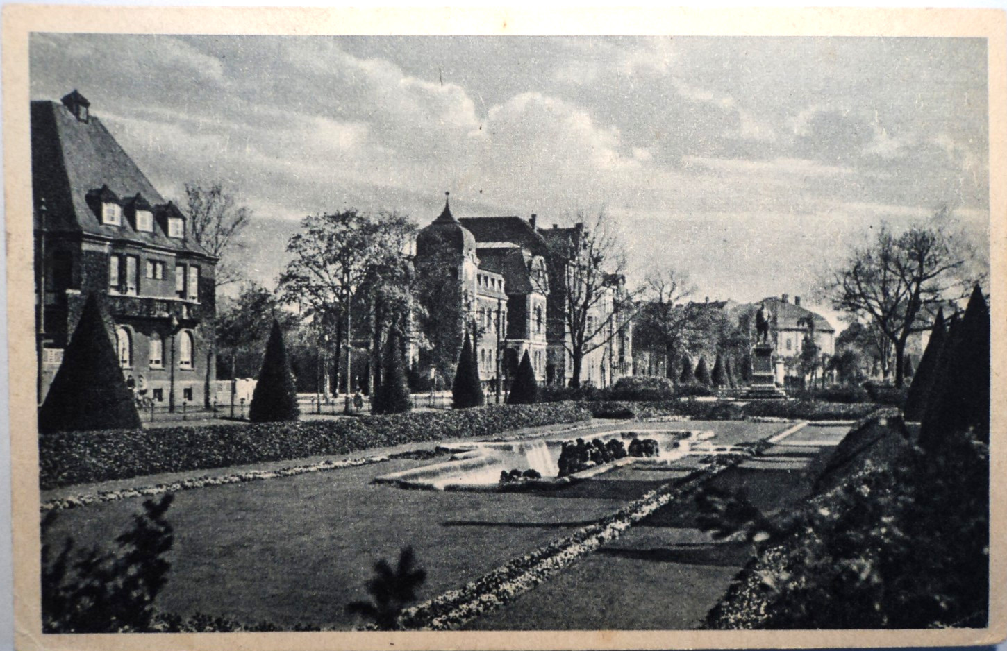 DN AK Krefeld/Bismarckplatz/approx. 1925/35, not used