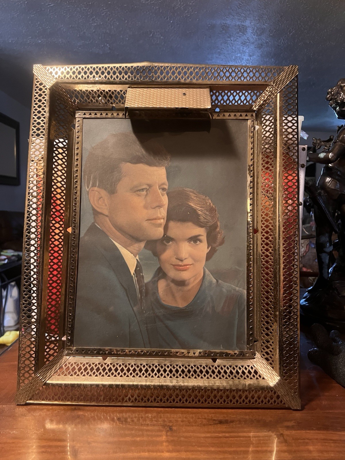 Vintage Mid Century Lighted John & Jackie Kennedy Gold Tone Metal Frame 17x21