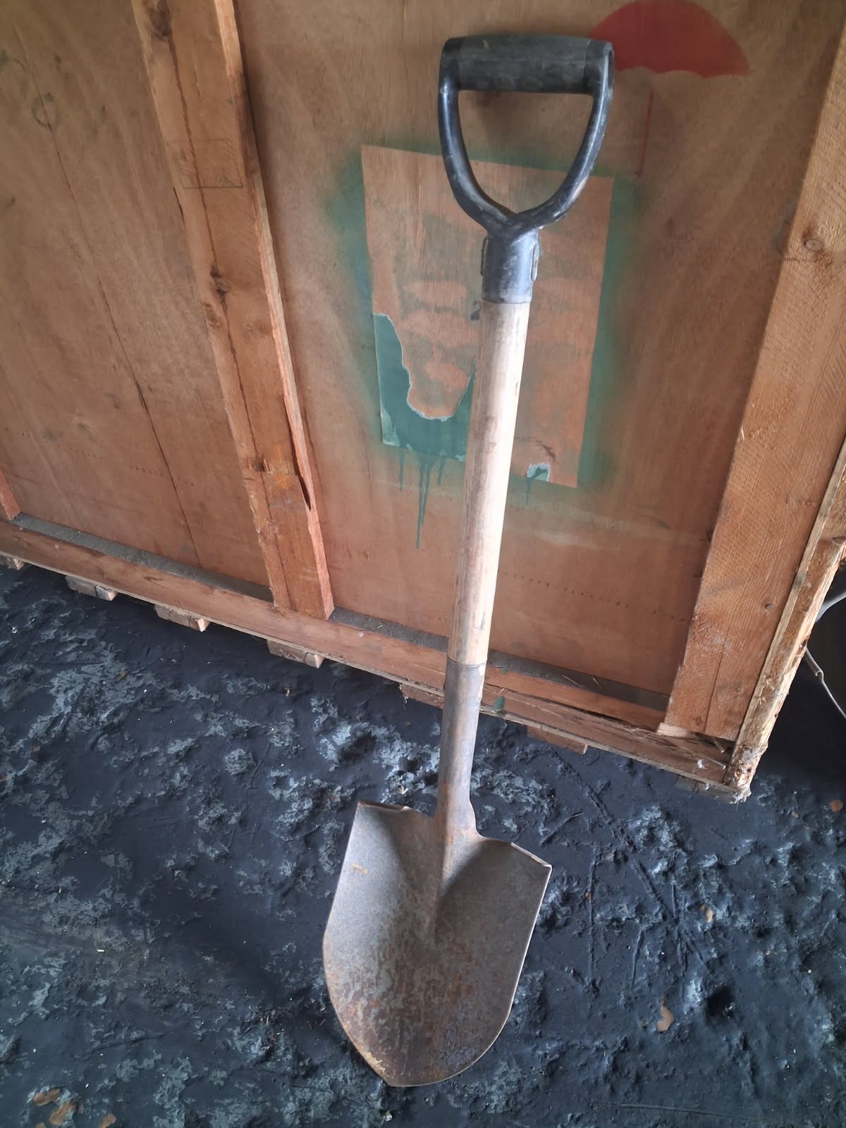 WWII SHOVEL US Fits Pioneer Rack Plastic Handle Military Issue USA 37\