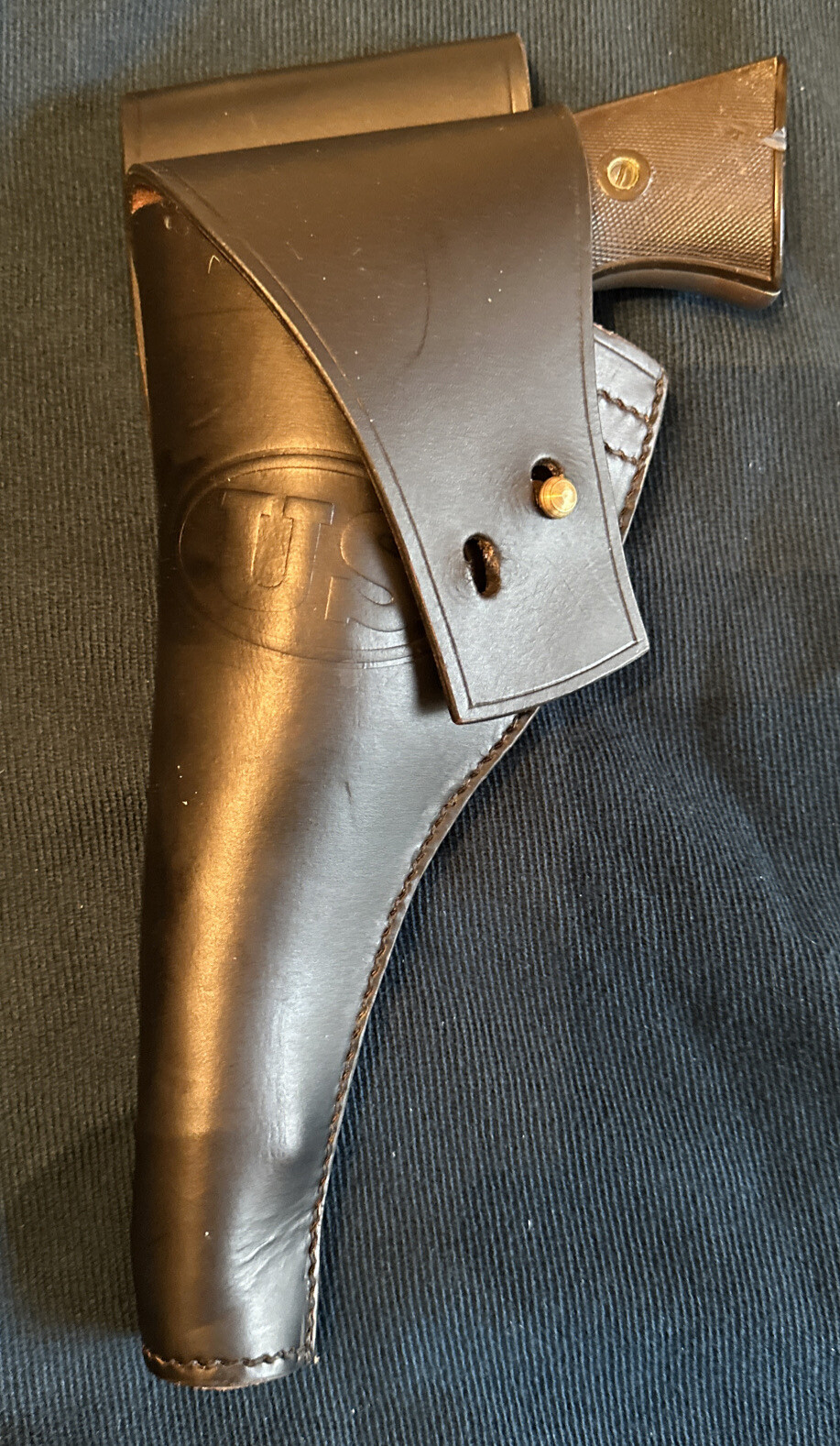 M1881 Shortened Holster for 5 1/2 Inch Barrel M1873 Colt Revolver M1881 Shortened Holster for 5 1/2 Inch Barrel M1873 Colt Revolver