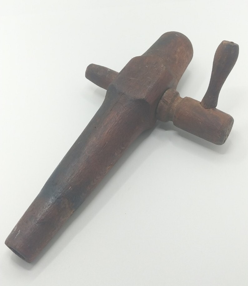 Vintage Antique Bung Wood Wooden Beer Whiskey Wine Keg Barrel Tap Spigot 7.5\