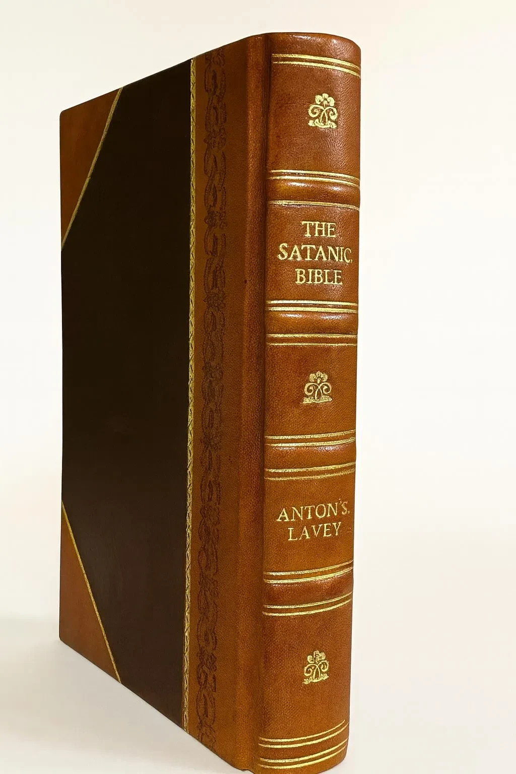 The Satanic Bible By La Vey, Antont [Leather Bound]