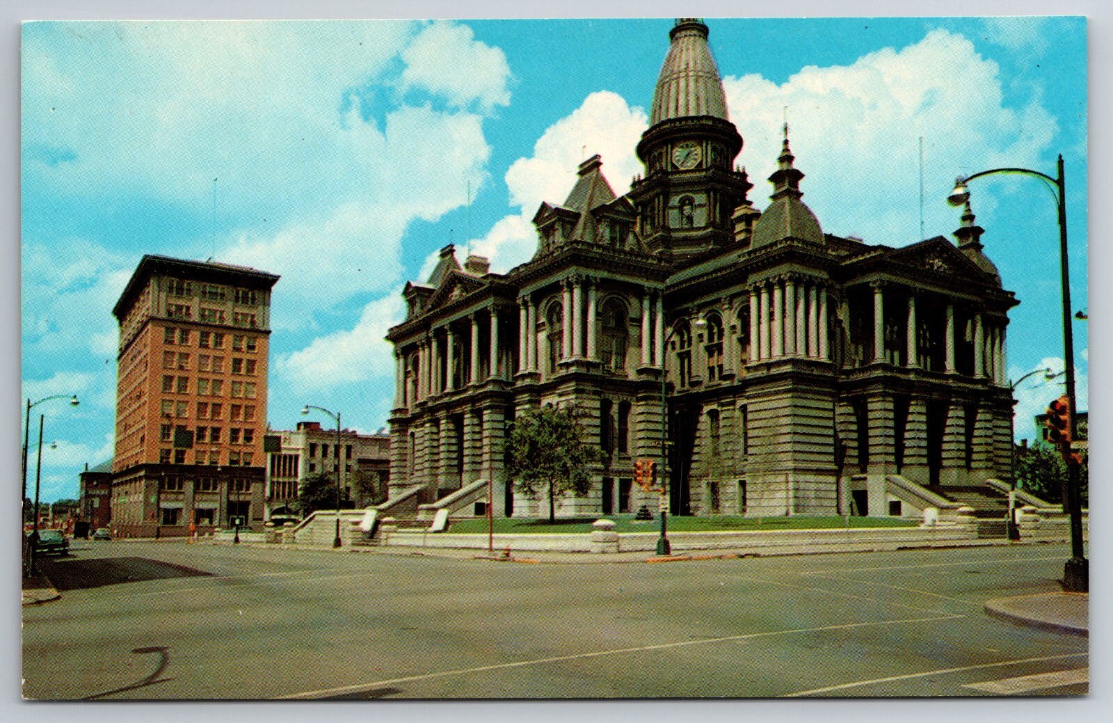 Lafayette, IN, Tippecanoe County Court House, Vintage Postcard