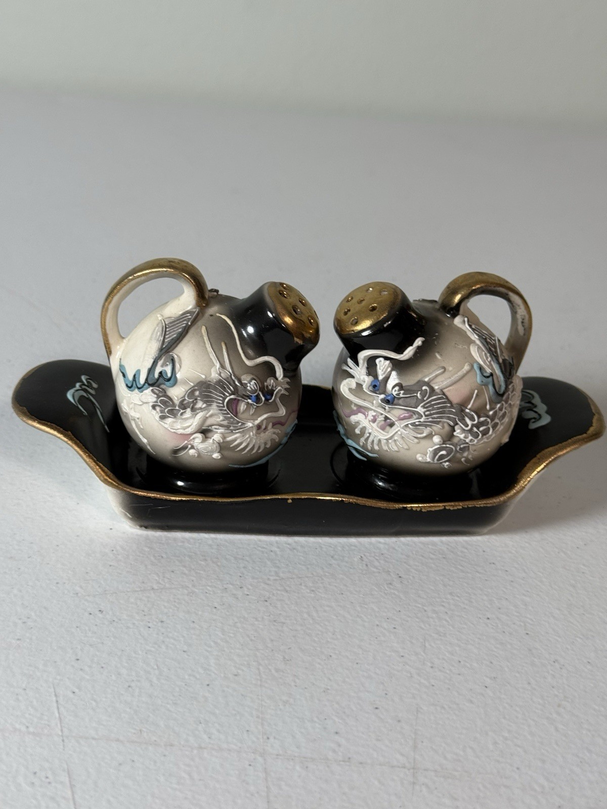 Dragonware Hand Painted Salt Pepper Shakers With Tray