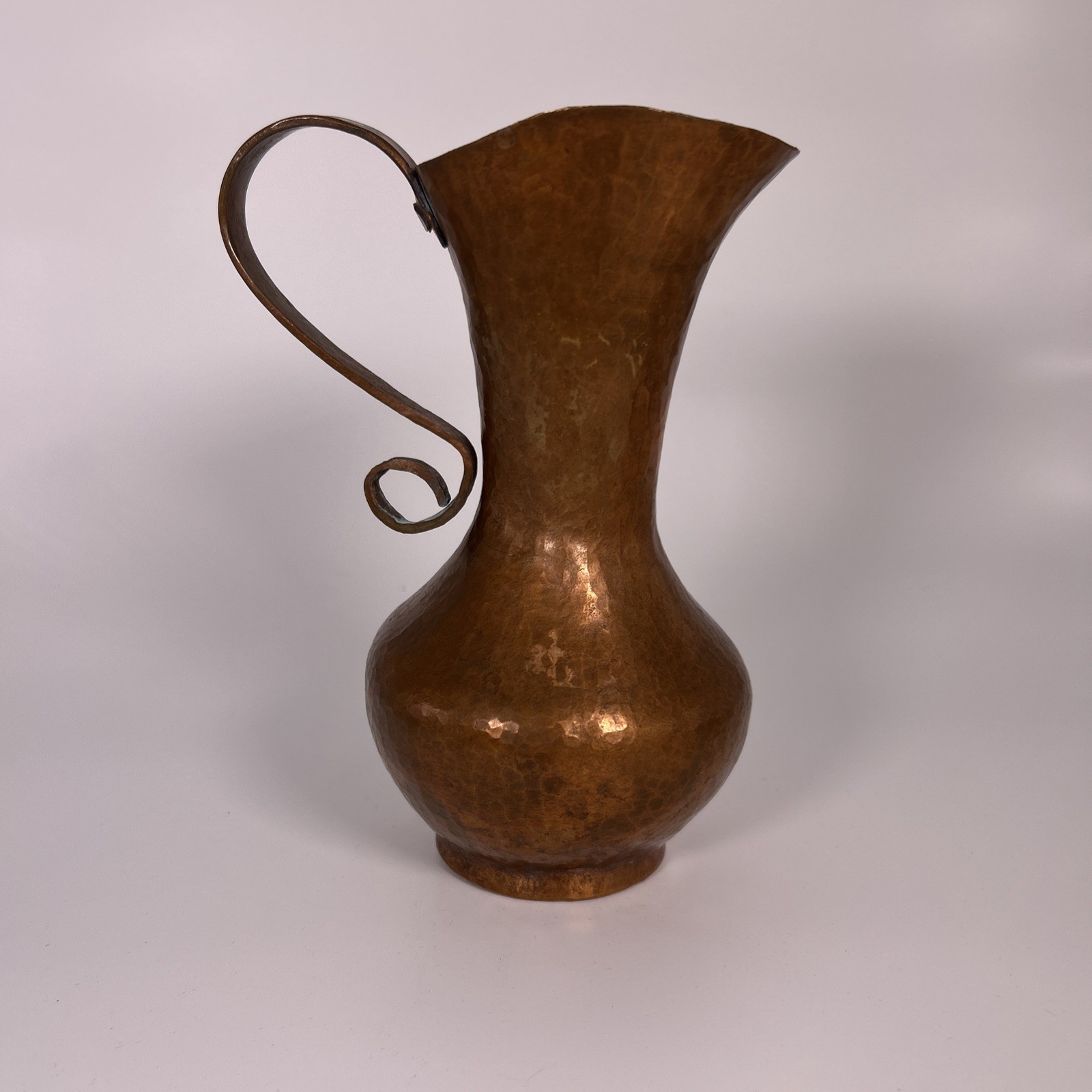 Antique Copper Pitcher Hand Hammered With Patina S Handle Antique Copper Pitcher Hand Hammered With Patina S Handle