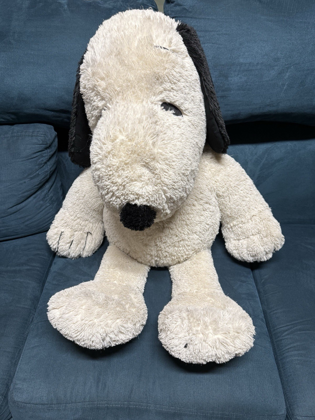 Jumbo Classic Snoopy Plush Hallmark In-store Exclusive 40” Charles Schulz READ