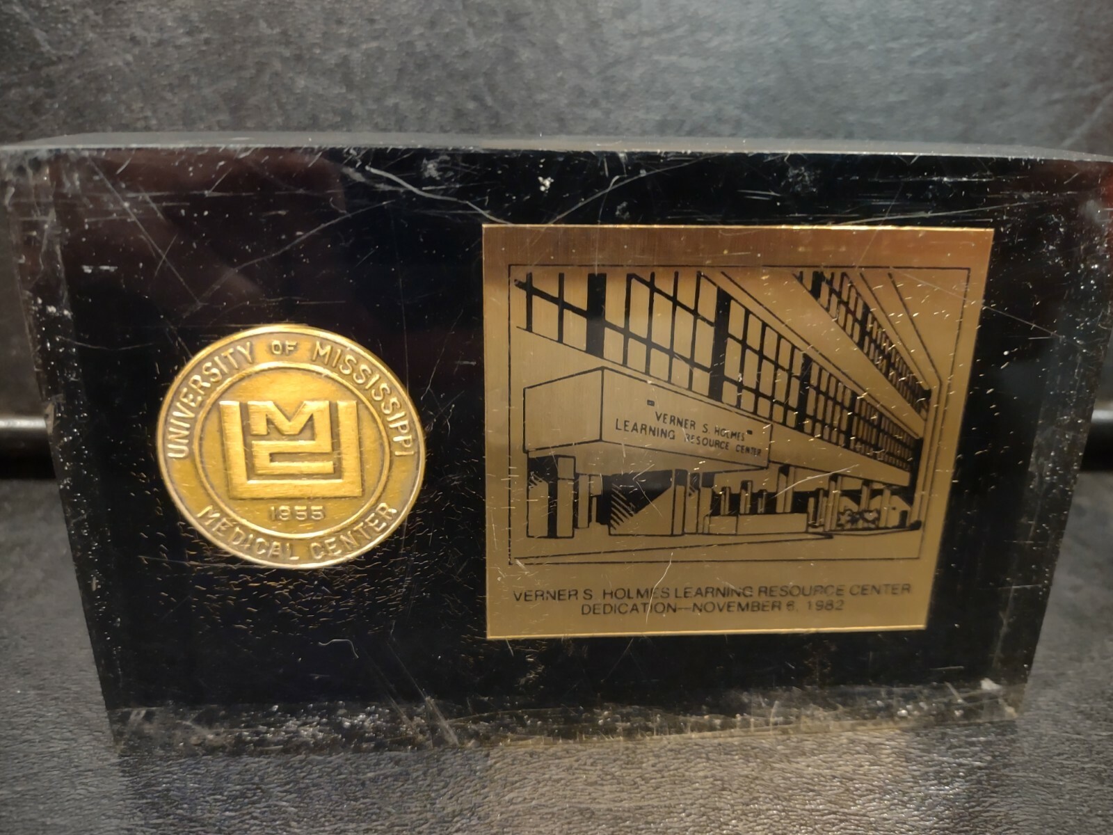 1982 Ole Miss Mississippi glass enclosed Dedication Award Holmes Center Vintage