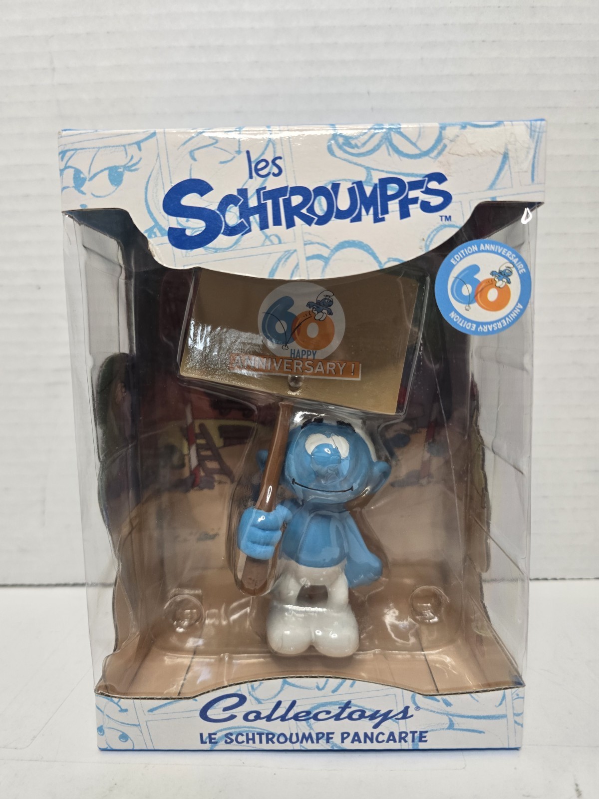 Rare Sign bearer Smurfs 60 year Smurfs Plastoy 12cm  2018 Peyo Company New
