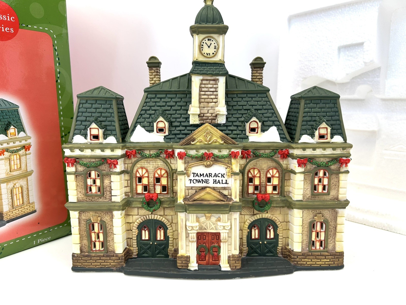 Santa\'s Workbench Christmas Village Classic Series Tamarack Towne Hall 2002