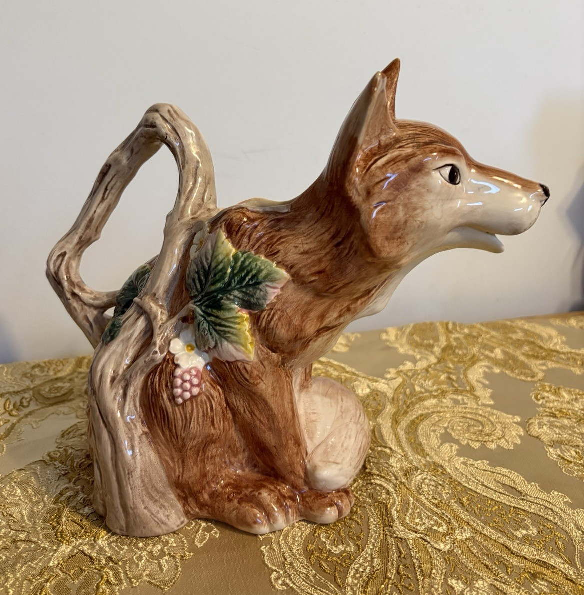 Fitz & Floyd Fox Novelty Ceramic Pitcher 1.25 qt Brown/White/Green Glossy 1990