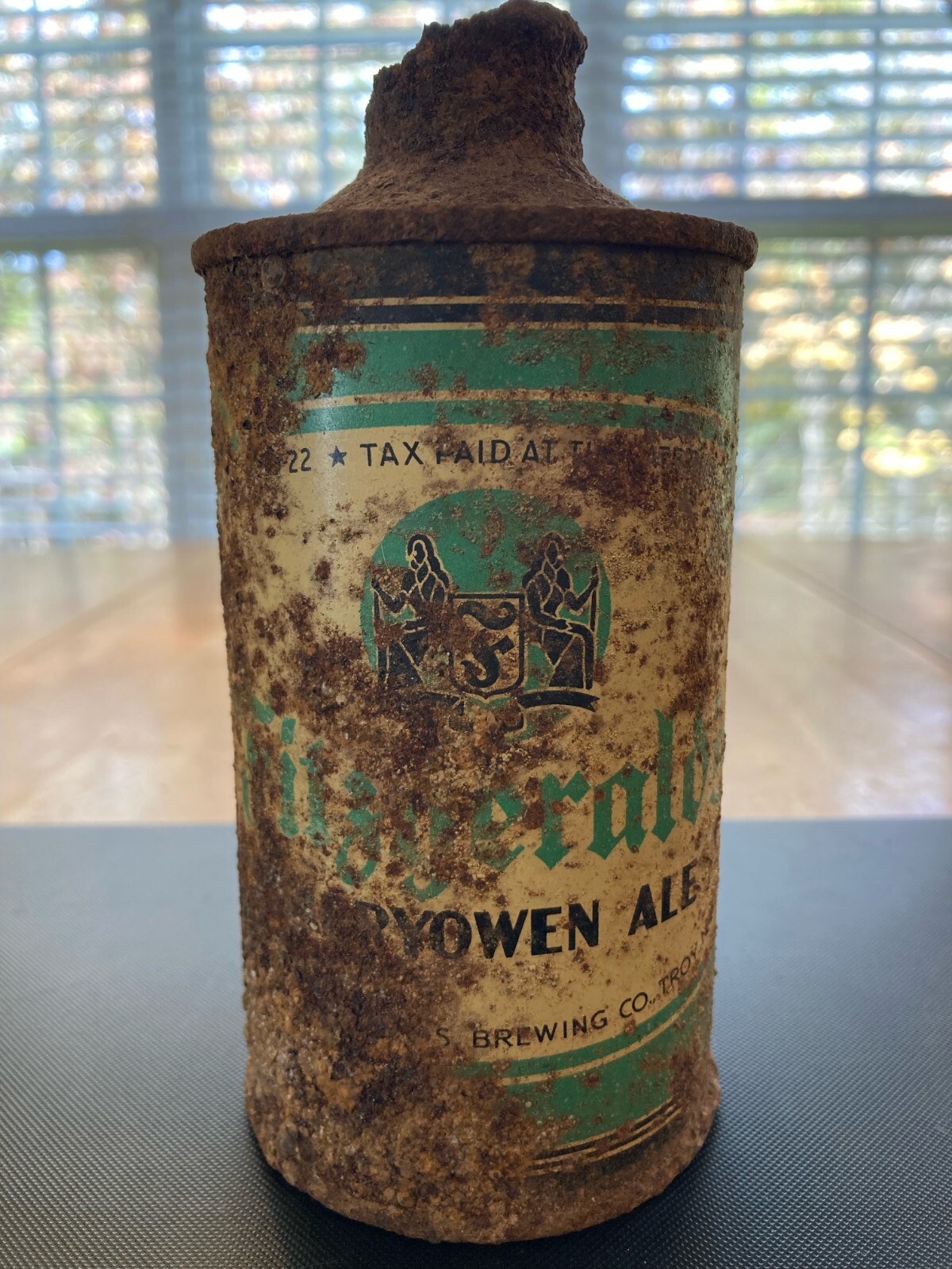 Fitzgerald's Garryowen Ale, J-Spout IRTP CT TO, Empty Outdoor Can, Spout Damaged Fitzgerald's Garryowen Ale, J-Spout IRTP CT TO, Empty Outdoor Can, Spout Damaged